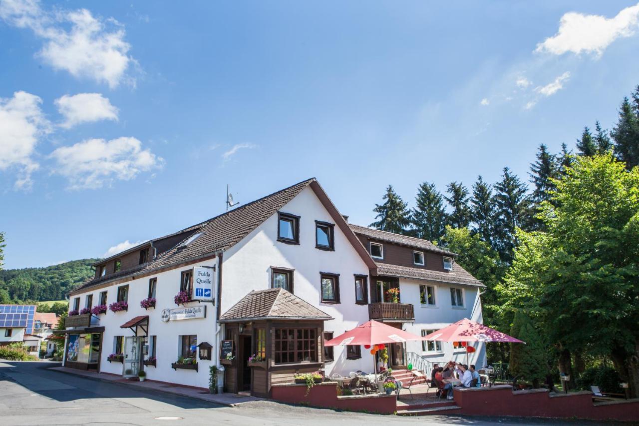 Hotel Berghof Wasserkuppe & Gaestehaus Fuldaquelle Gersfeld Buitenkant foto