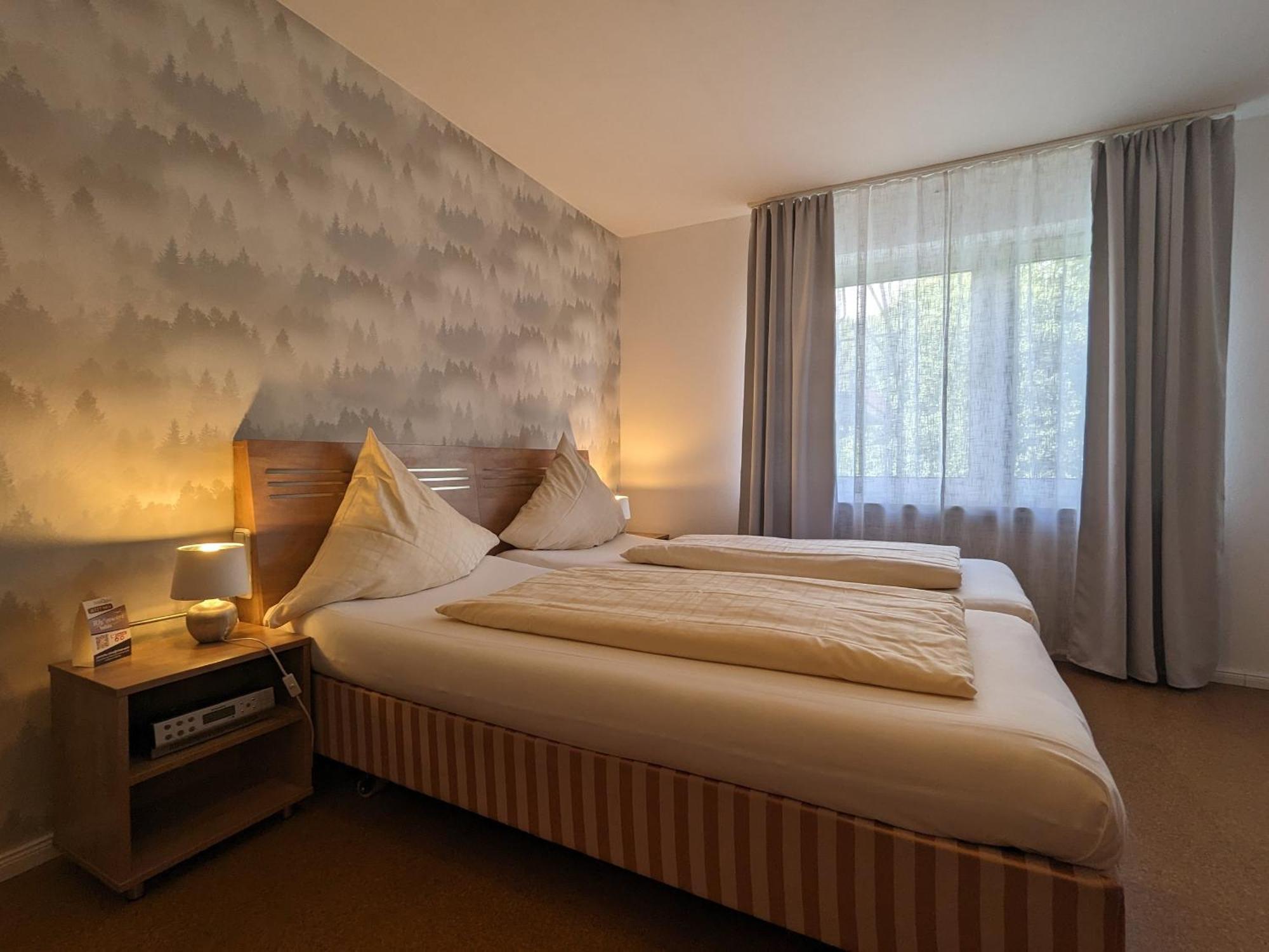 Hotel Berghof Wasserkuppe & Gaestehaus Fuldaquelle Gersfeld Kamer foto