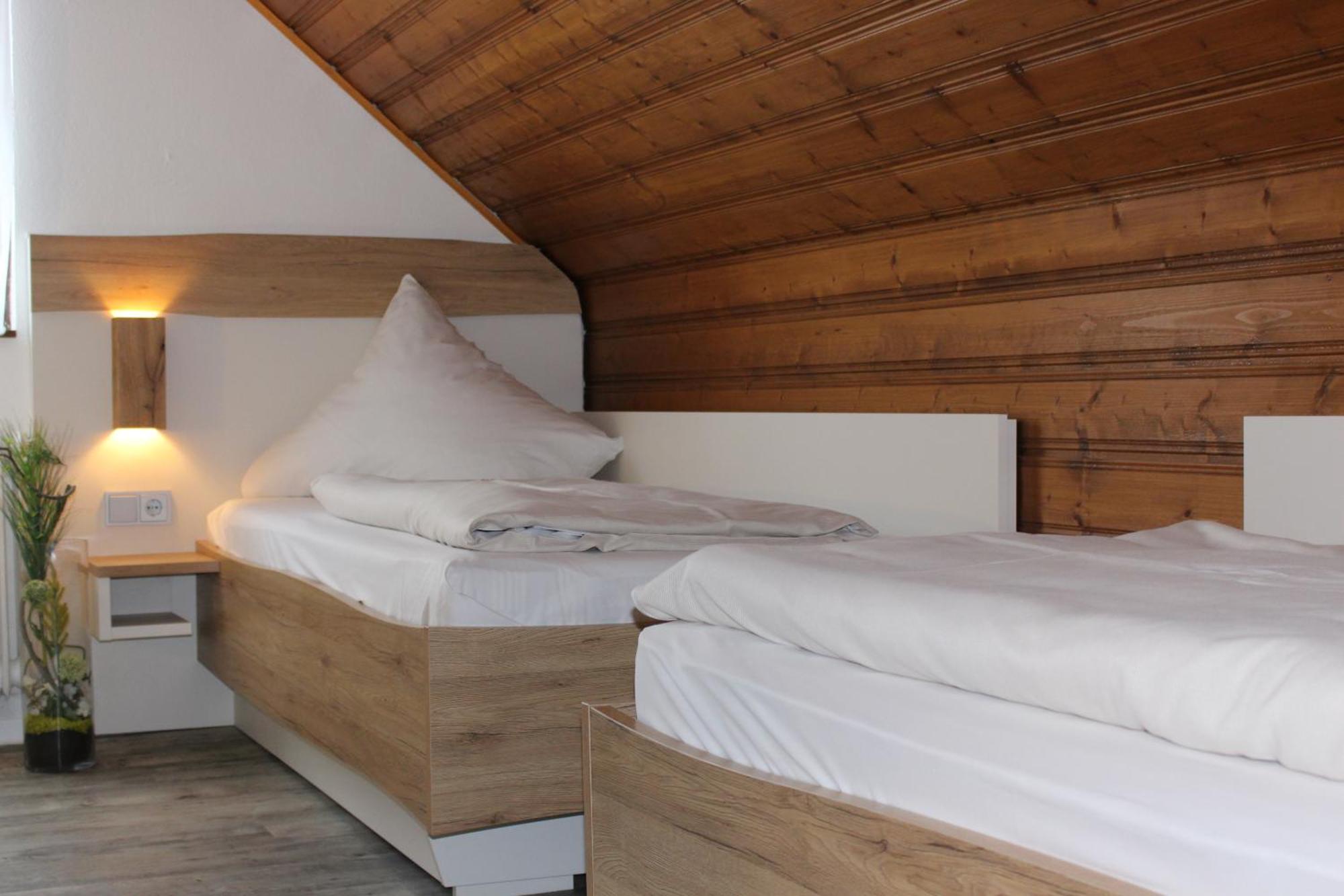 Hotel Berghof Wasserkuppe & Gaestehaus Fuldaquelle Gersfeld Kamer foto