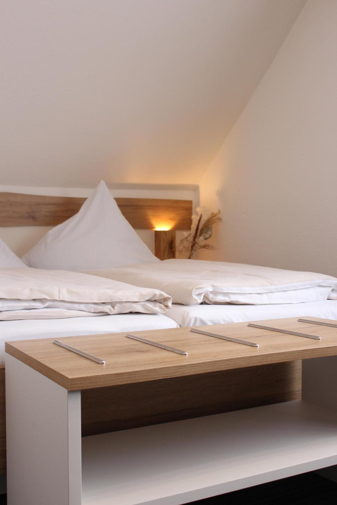Hotel Berghof Wasserkuppe & Gaestehaus Fuldaquelle Gersfeld Kamer foto
