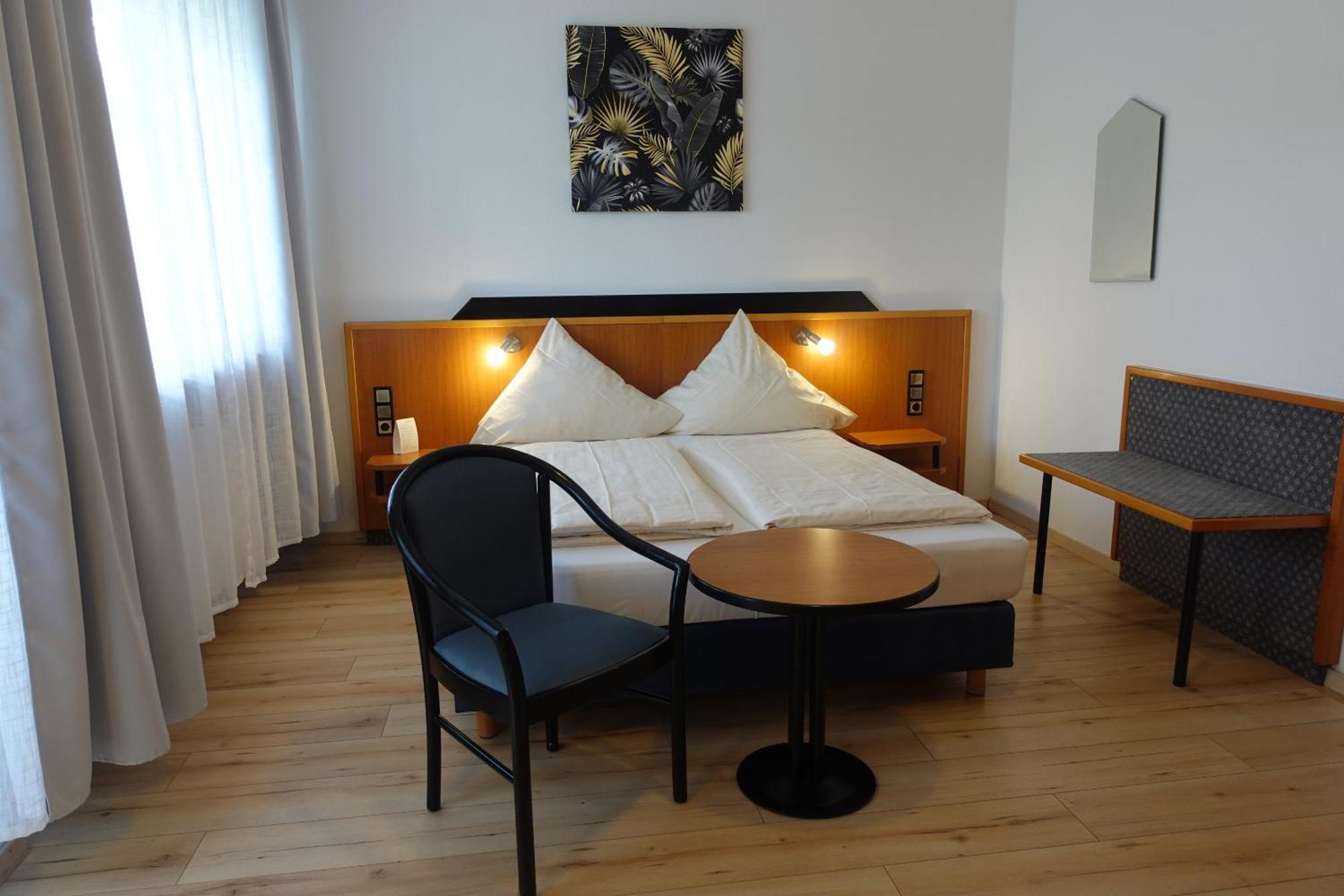 Hotel Berghof Wasserkuppe & Gaestehaus Fuldaquelle Gersfeld Kamer foto